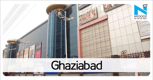 Ghaziabad News: लोनी में मां बना रही थी खाना, थिनर पीने से डेढ़ साल के बच्चे की मौत