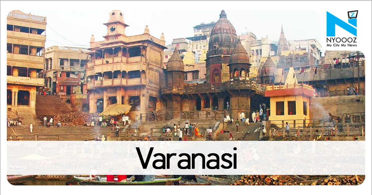योगी आदित्यनाथ ने वाराणसी-डिब्रूगढ़ के बीच क्रूज के समय सारणी का विमोचन किया