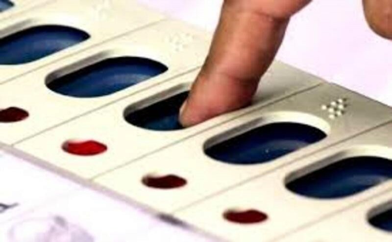 चुनाव 2022: मुजफ्फरनगर में ईवीएम की प्राथमिक स्तर की चेकिंग हुई पूरी, इस बार 2251 बूथों पर होगा मतदान