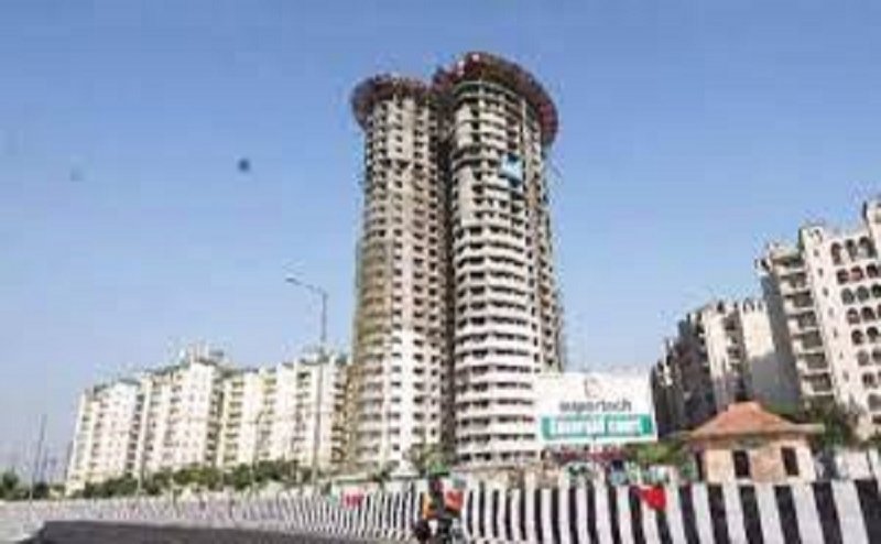 Noida Twin Tower: ट्विन टावर पर विस्फोटक लगाने के लिए अभी नहीं मिली है अनुमति, मामले पर संशय गहराया