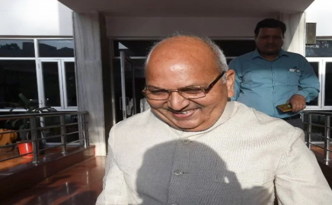 academic documents of uppsc chairman not available in commission