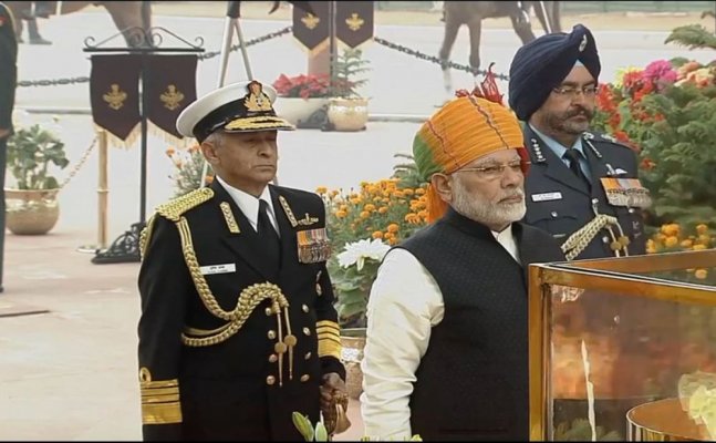 69th Republic Day: PM Modi's saffron turban leaves us spellbound