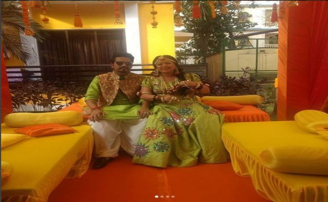 Inside pics and videos: Bharti Singh's Mehendi ceremony
