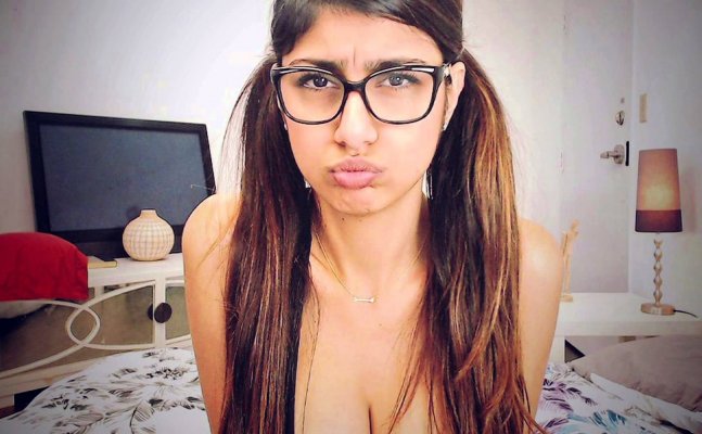 No, Mia Khalifa is not making her Mollywood debut!