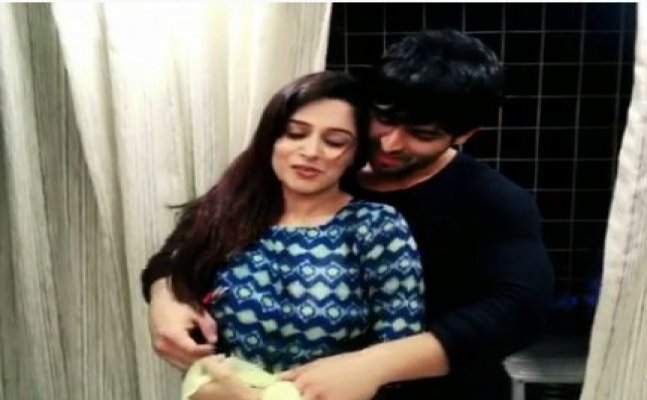 WATCH: TV actors Dipika-Shoaib re-create ‘Dhadak’ moment