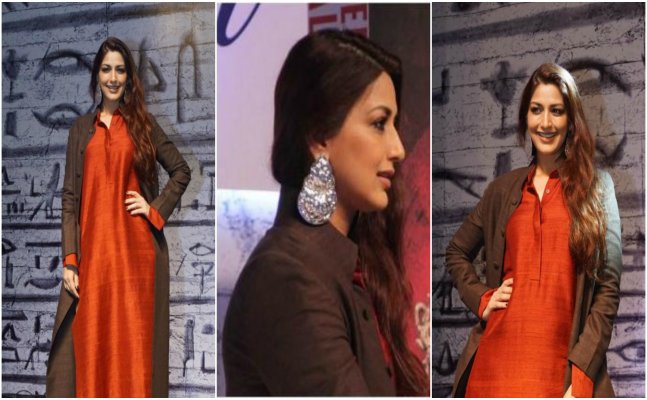 Sonali Bendre's silver earrings highlight her layered look 