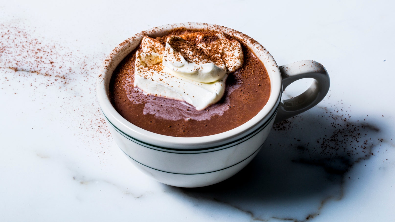 Make the Perfect Cup of Hot Chocolate! Three Different Ways