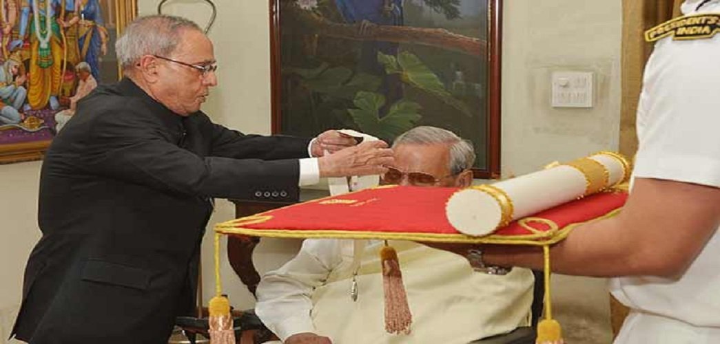  Atal Bihari Vajpayee received India's highest civilian honour Bharat Ratna