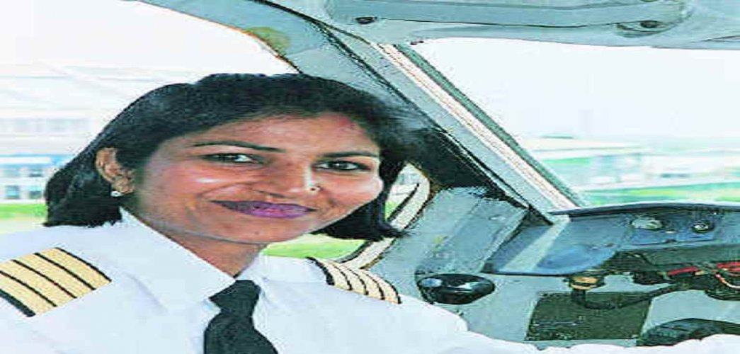 Nivedita Bhasin becomes youngest woman pilot 