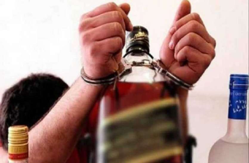 Man booked for selling illicit liquor calls MP Varun Gandhi for help