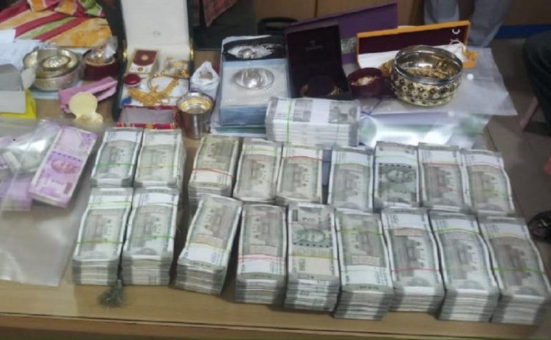 Jaipur: ACB seizes luxury car, 650g gold, foreign liquor during raid at JDA engineer's house