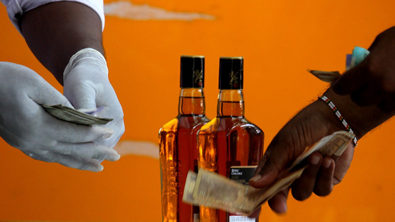 Mumbai Bmc Allows Online Sale Home Delivery Of Liquor Mumbai Nyoooz