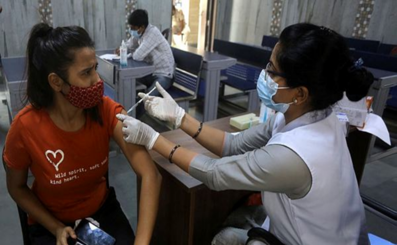 India achieves highest ever COVID-19 vaccination in single day