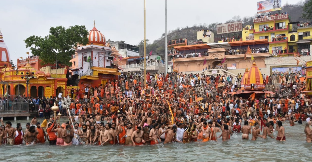 As 1 Of Every 6 Daily Infections Is Now In India, Huge Kumbh Crowds