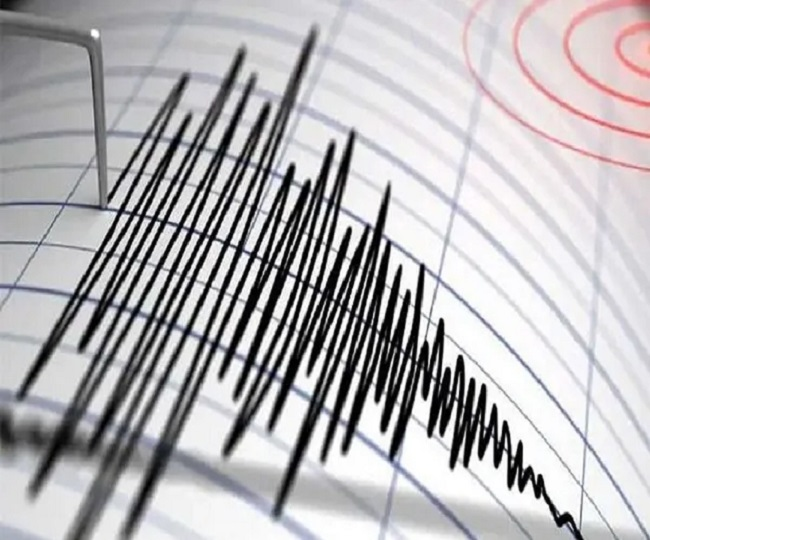  Low-intensity earthquake measuring 3.2 on the Richter scale jolted Manipur on Sunday night