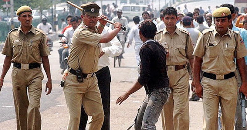  Alleging police brutality on one of their co-worker, sanitary workers block traffic in Meerut 