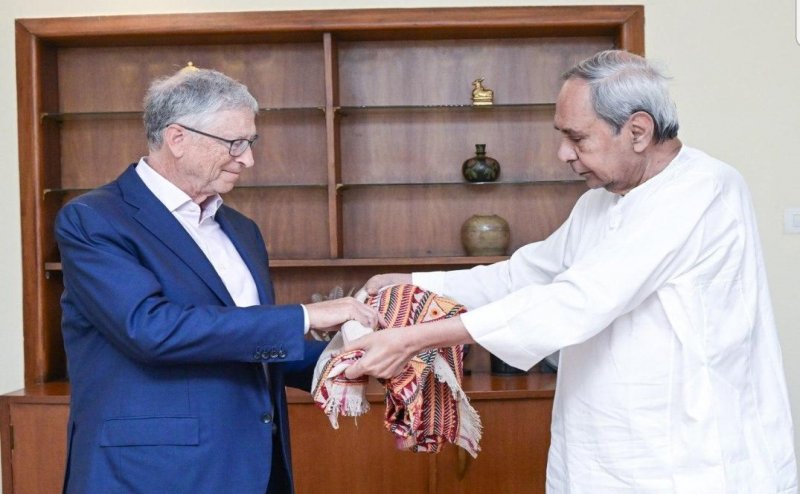 Bill Gates's day out in Odisha with a cup of coffee, honoured with Humanitarian Award 2023 as well