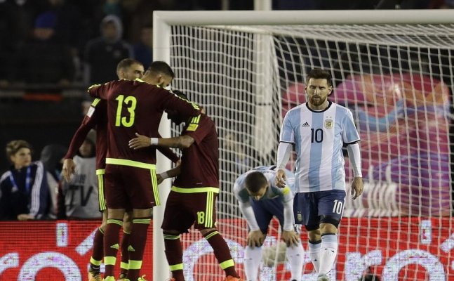 World Cup Qualifiers: Argentina, Brazil held for a draw, Chile lose to Bolivia 