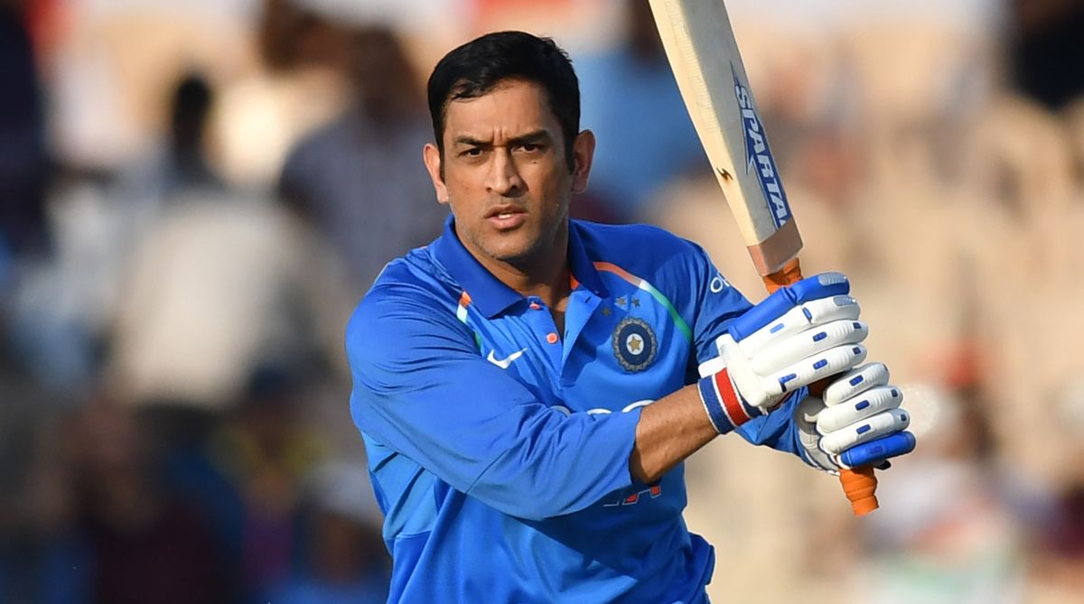 IPL 2020: ‘He used to write on his thigh pad,’ Sanjay Bangar explains how MS Dhoni became ‘such a great finisher’